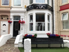 Отель The Butterfly Hotel Group Weekends  Блэкпул